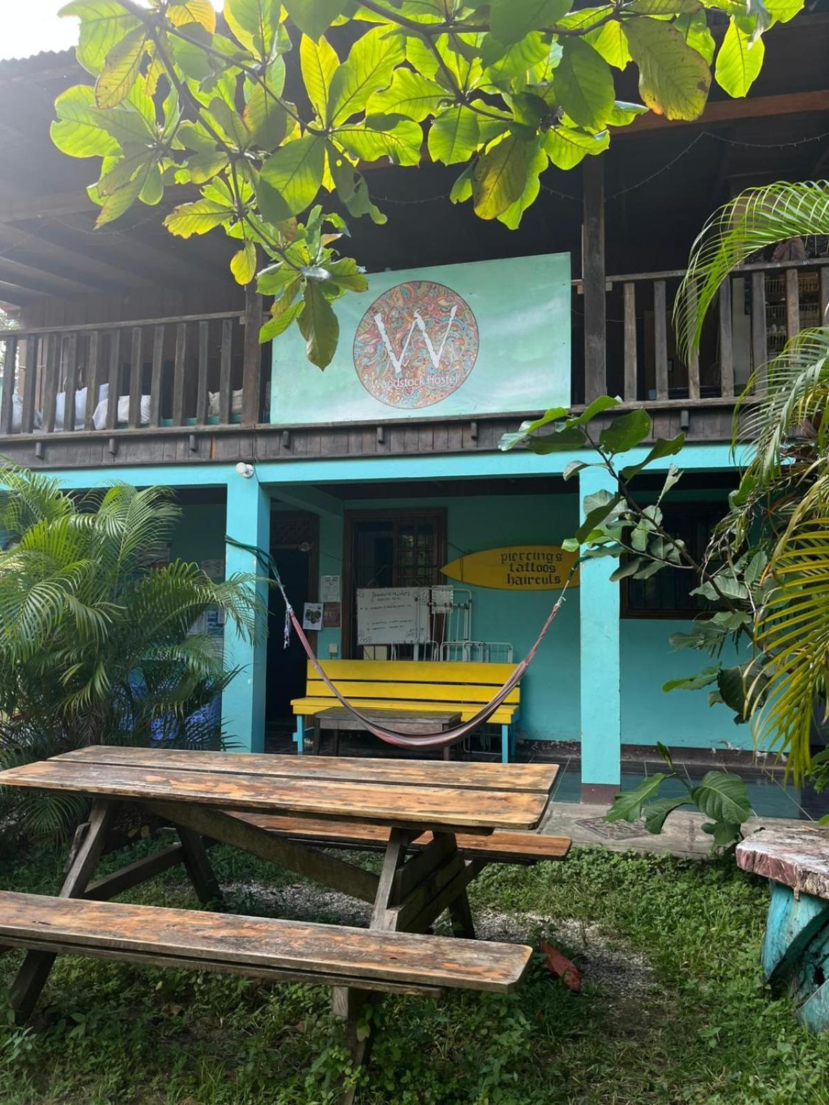 Woodstock Hostel Sámara Zewnętrze zdjęcie