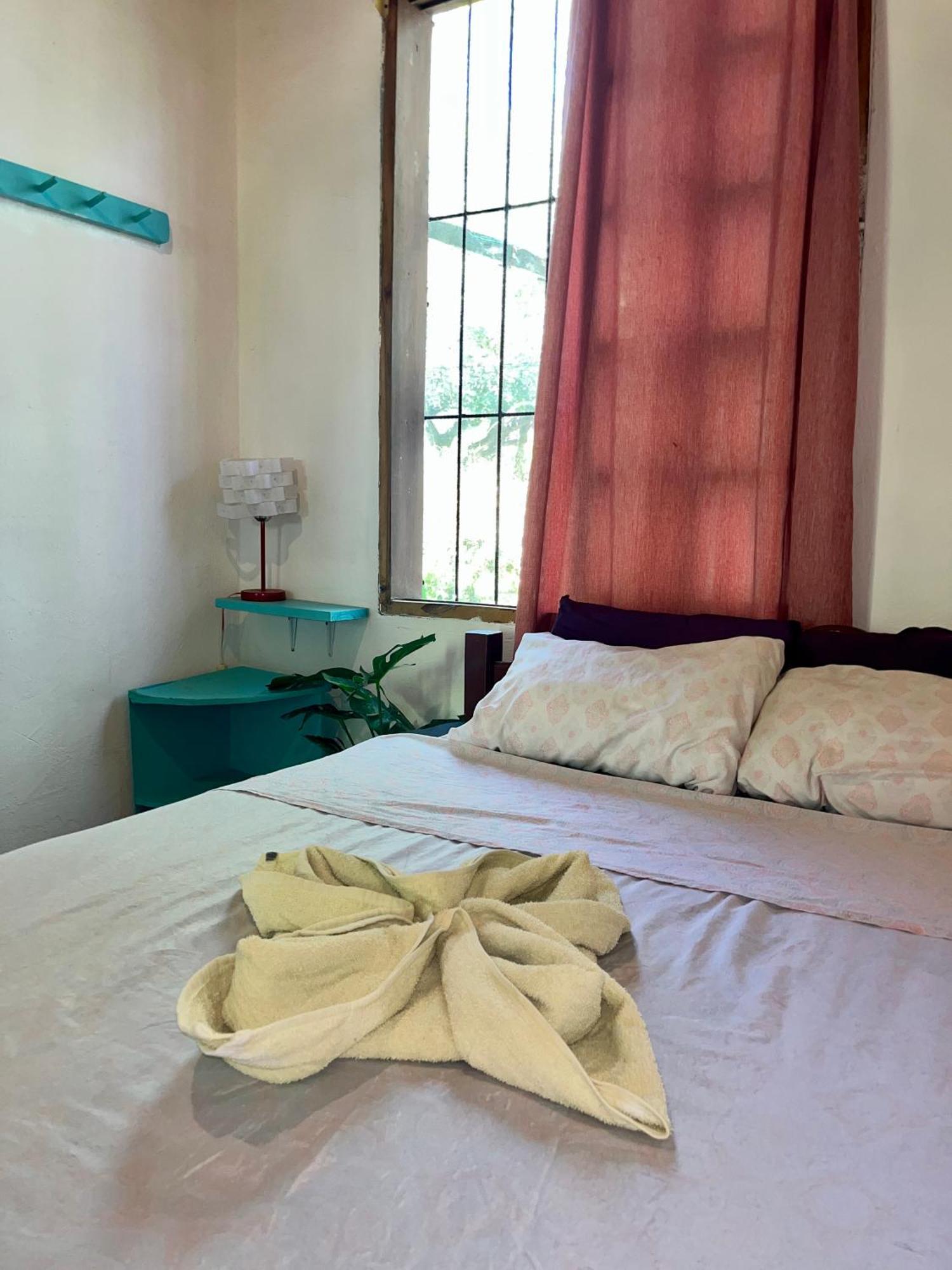 Woodstock Hostel Sámara Zewnętrze zdjęcie
