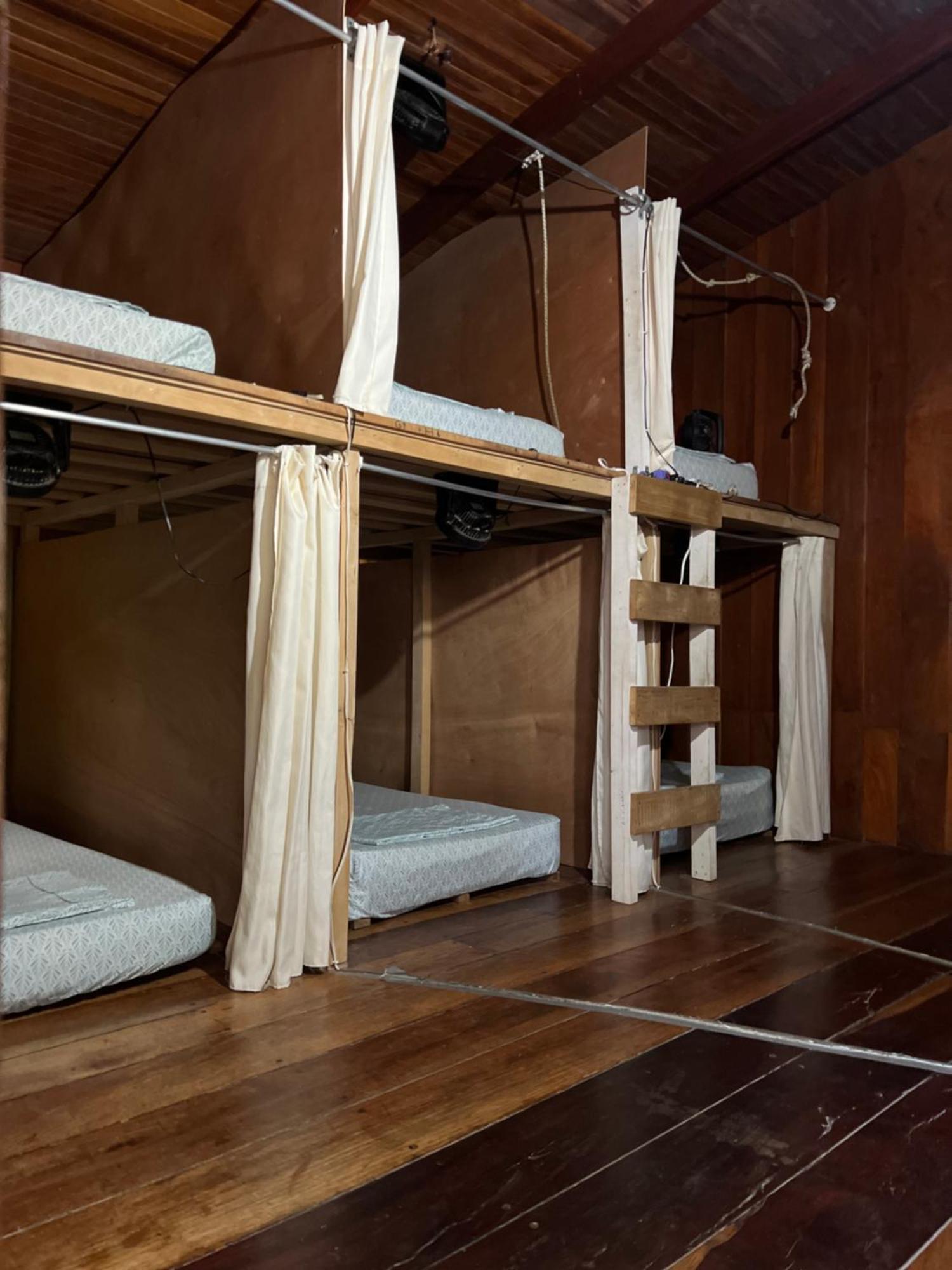 Woodstock Hostel Sámara Zewnętrze zdjęcie